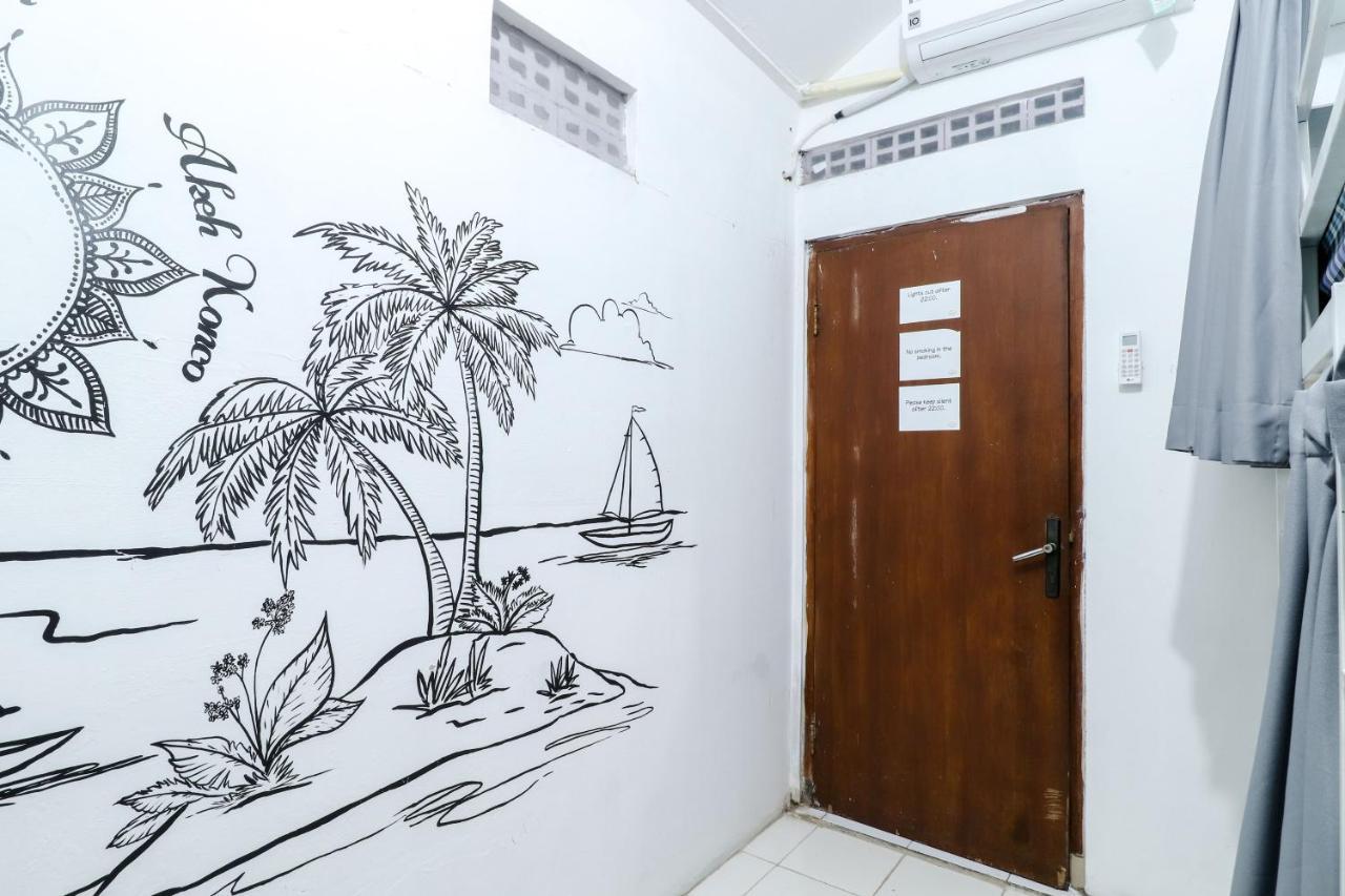 Alexiz Hostel Yogyakarta Eksteriør bilde